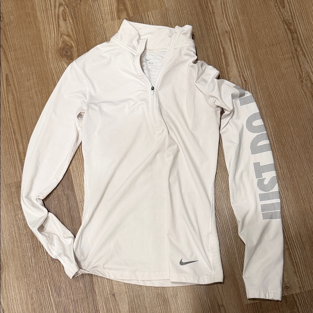 Nike White Quarter-Zip Long Sleeve Performance Top